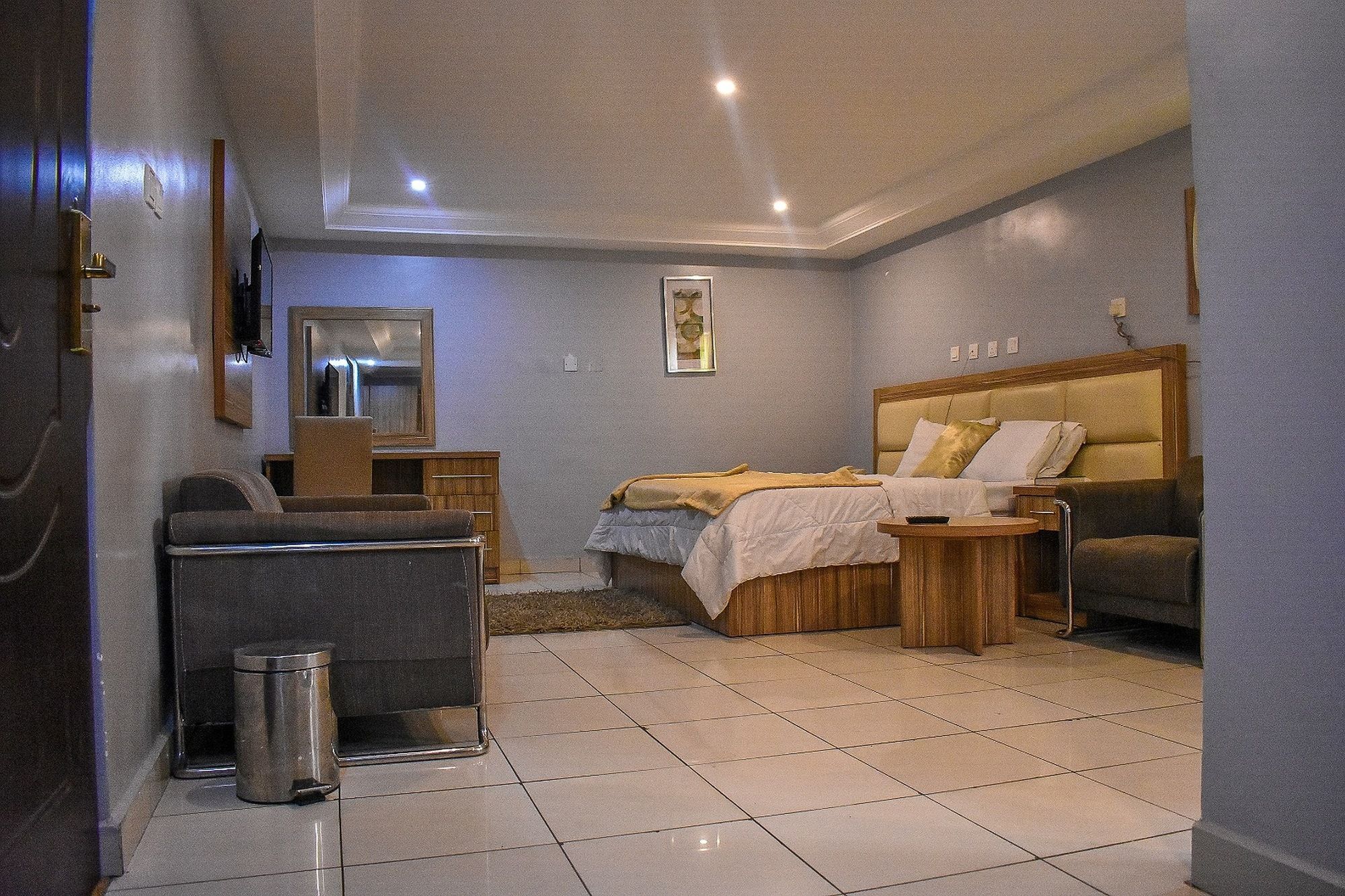 Dublina Suites Festac Town Exterior foto