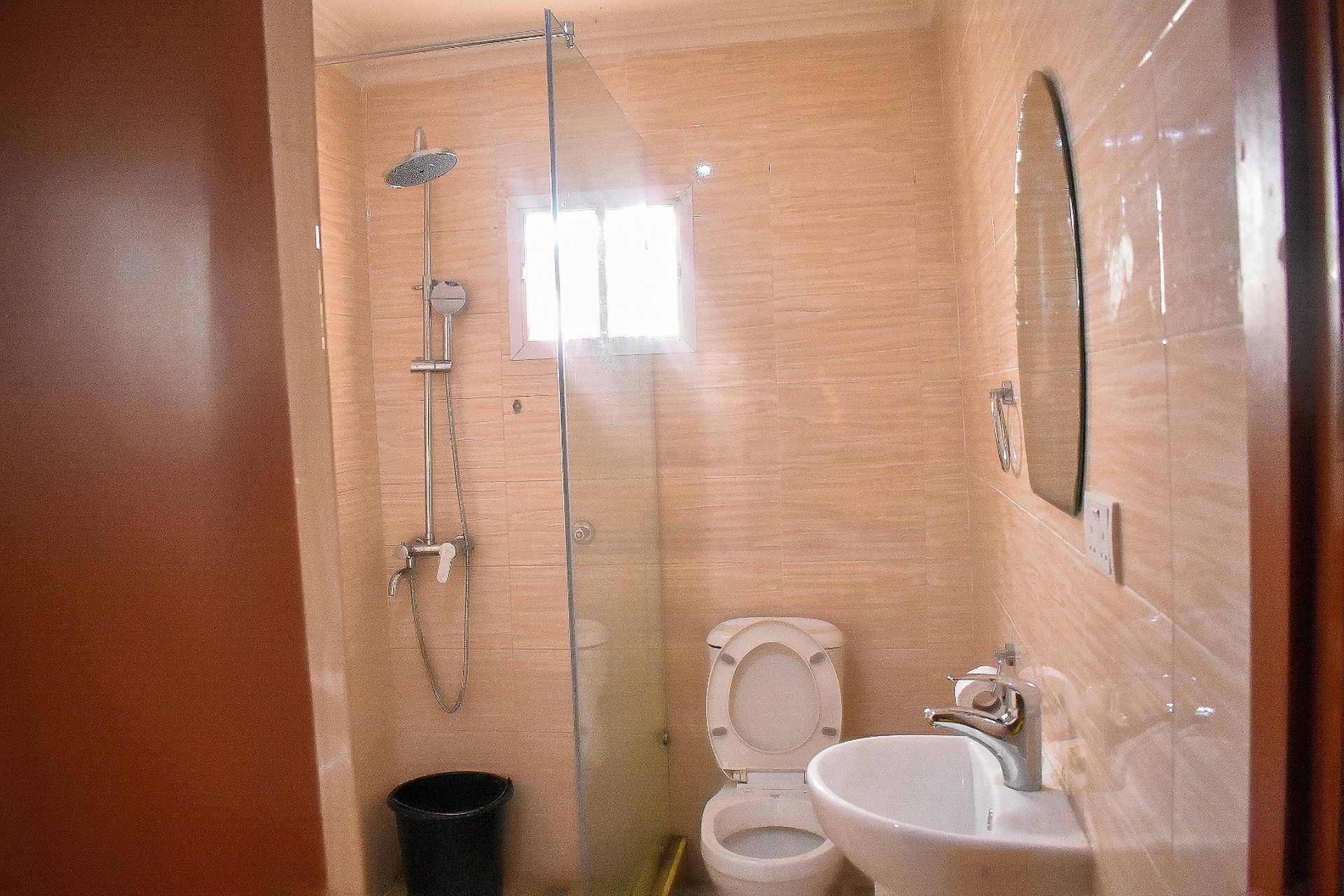 Dublina Suites Festac Town Exterior foto